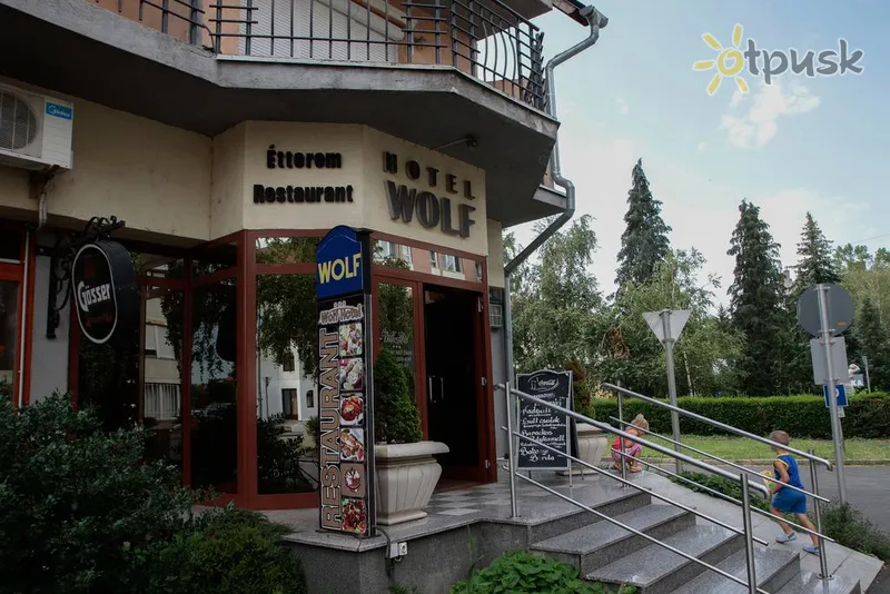 Фото отеля Wolf Hotel 3* Шарвар Венгрия экстерьер и бассейны