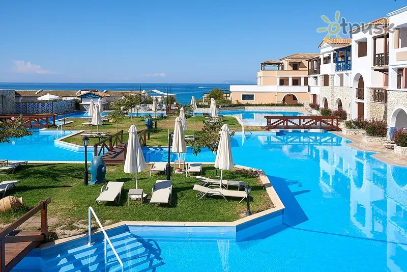 Фото отеля Aldemar Royal Olympian Luxury Resort & Spa 5* Пелопоннес Греція екстер'єр та басейни