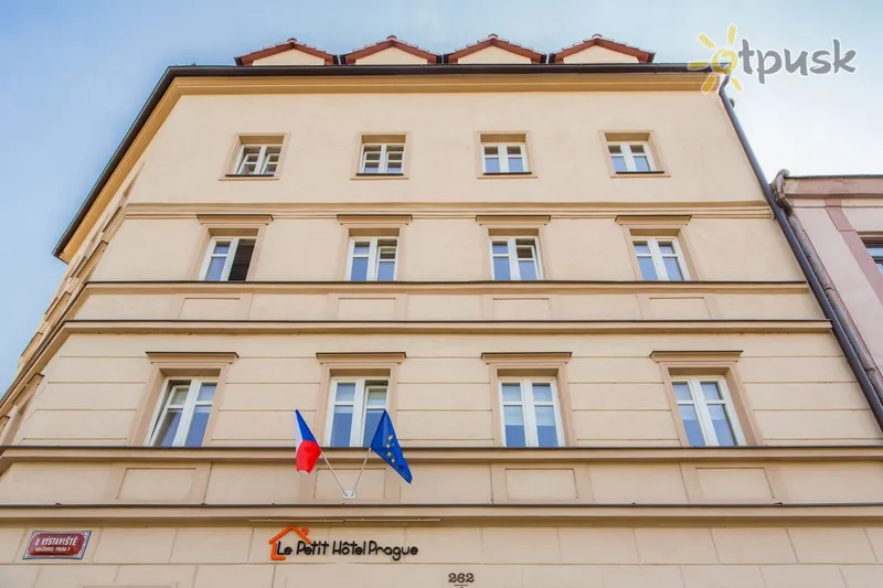 Фото отеля Le Petit Hotel Prague 3* Прага Чехия экстерьер и бассейны