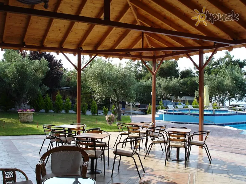 Фото отеля Kouyoni Camping Bungalows 2* Chalkidikė – Sitonija Graikija barai ir restoranai