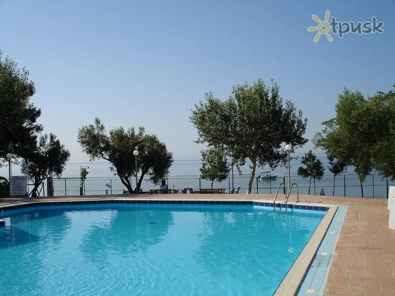 Фото отеля Kouyoni Camping Bungalows 2* Chalkidikė – Sitonija Graikija išorė ir baseinai