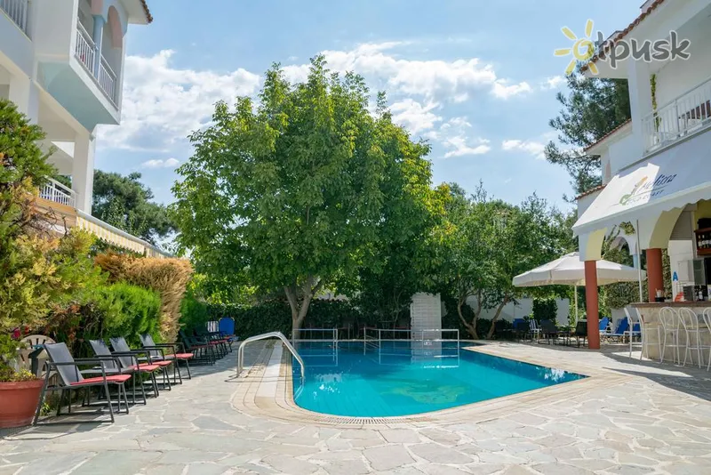 Фото отеля Melissa Hotel 2* Халкідікі – Сітонія Греція екстер'єр та басейни