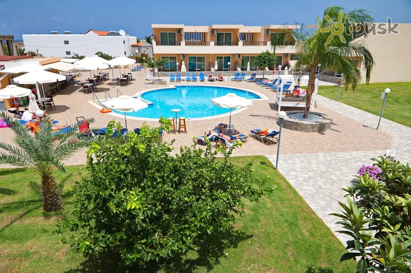 Фото отеля Maria Rousse Hotel 2* о. Крит – Іракліон Греція екстер'єр та басейни