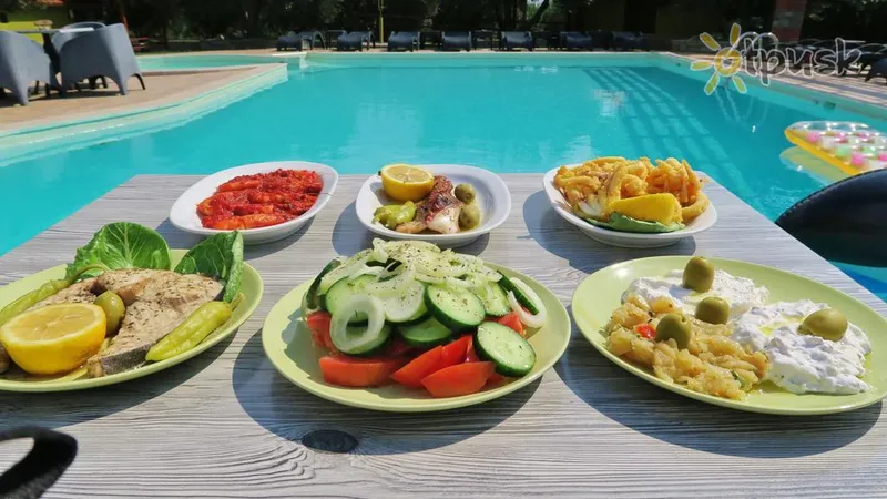 Фото отеля Sunday Summer Resort 3* Chalkidikė – Sitonija Graikija barai ir restoranai