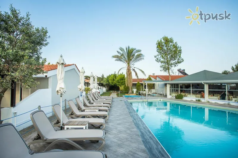 Фото отеля Coral Blue Beach Hotel 3* Халкидики – Ситония Греция экстерьер и бассейны