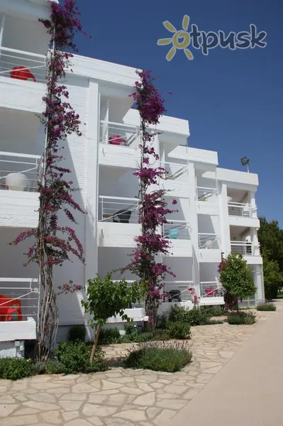 Фото отеля Marathon Beach Resort 3* Аттика Греция экстерьер и бассейны
