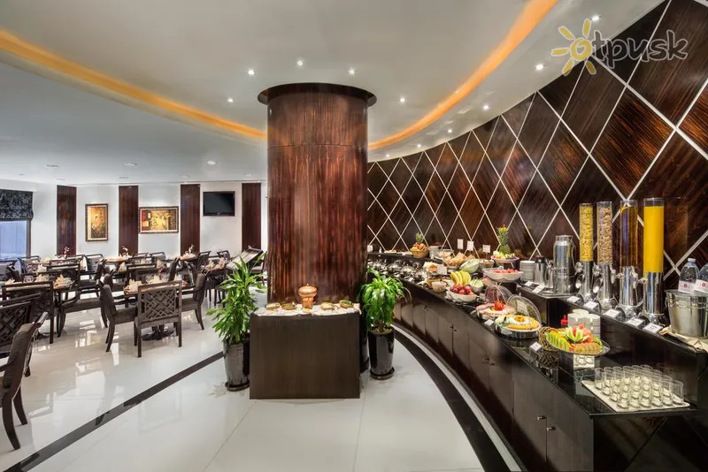 Фото отеля Savoy Suites Hotel Apartments 4* Дубай ОАЕ бари та ресторани