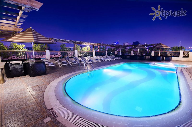 Фото отеля Landmark Summit Hotel 4* Дубай ОАЭ экстерьер и бассейны