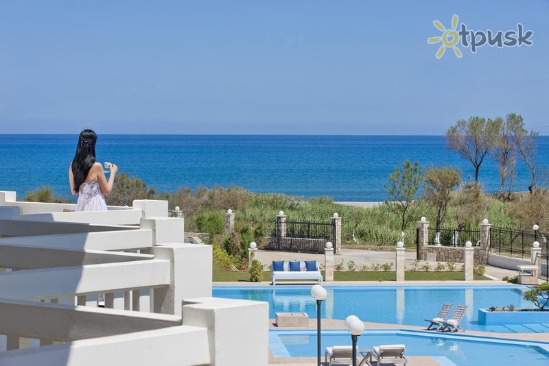 Фото отеля Mrs. Chryssana Beach Hotel 3* о. Крит – Ханья Греция экстерьер и бассейны