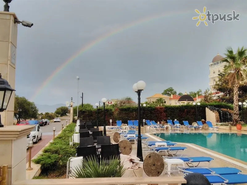 Фото отеля Wellness Santa Resort 5* Salonikai Graikija išorė ir baseinai
