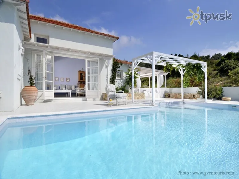 Фото отеля Anemolia Blue Villa 3* Alonissos Graikija išorė ir baseinai