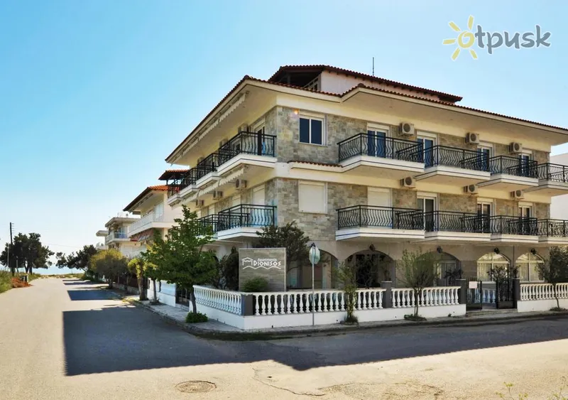 Фото отеля Dionisos Apartments 2* Halkidiki — Kasandra Grieķija ārpuse un baseini