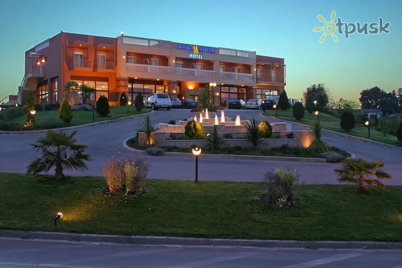 Фото отеля Ambassador Hotel 3* Салоніки Греція екстер'єр та басейни