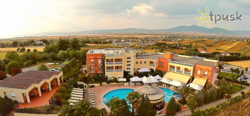 Фото отеля Ambassador Hotel 3* Saloniki Grieķija ārpuse un baseini