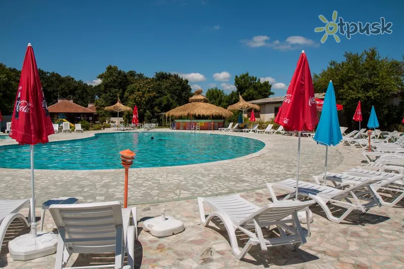 Фото отеля Kremikovtsi Hotel 2* Primorsko Bulgarija išorė ir baseinai