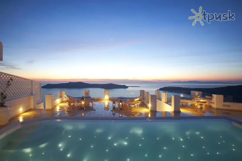 Фото отеля Above Blue Suites 5* о. Санторіні Греція екстер'єр та басейни