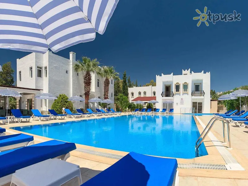 Фото отеля Bitez Kassandra Hotel 3* Бодрум Туреччина екстер'єр та басейни