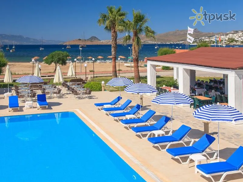 Фото отеля Bitez Kassandra Hotel 3* Bodrumas Turkija išorė ir baseinai