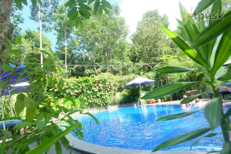 Фото отеля Mai Binh Phuong Bungalow 2* о. Фукуок В'єтнам екстер'єр та басейни