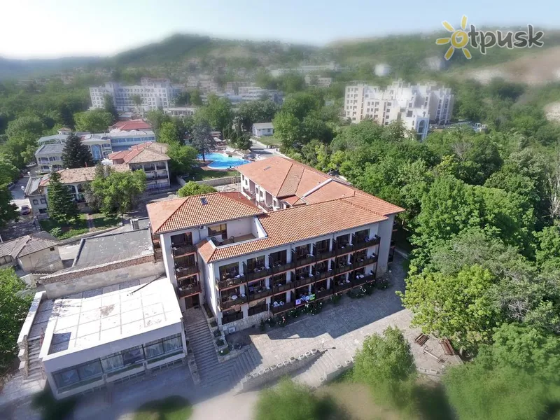Фото отеля Бісер 2* Балчик Болгарія екстер'єр та басейни