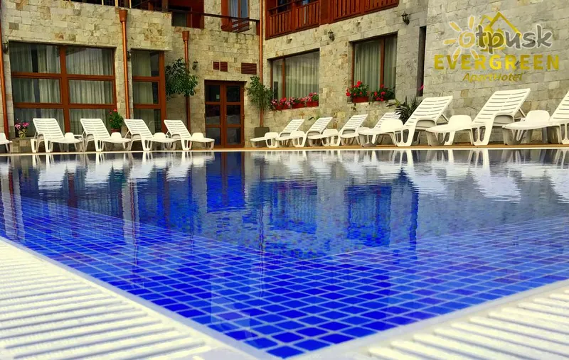 Фото отеля Evergreen ApartHotel & Spa 3* Bansko Bulgarija išorė ir baseinai