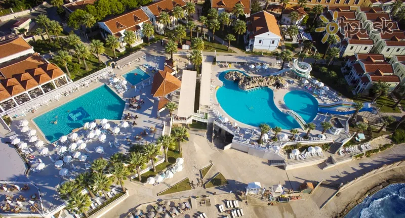 Фото отеля Club Tarhan Serenity 5* Didim Turkija išorė ir baseinai