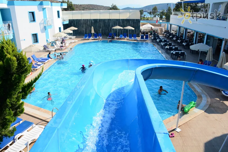 Фото отеля Costa Carina Resort 4* Bodruma Turcija akvaparks, slidkalniņi