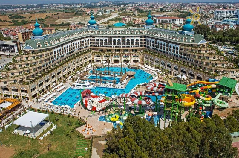 Фото отеля Crystal Sunset Luxury Resort & Spa 5* Сіде Туреччина екстер'єр та басейни
