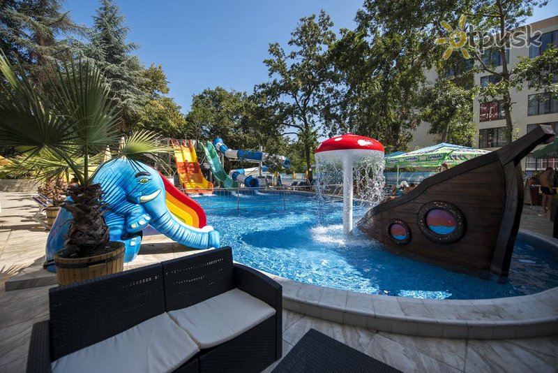 Фото отеля Prestige Deluxe Aquapark Club 4* Золотые пески Болгария аквапарк, горки