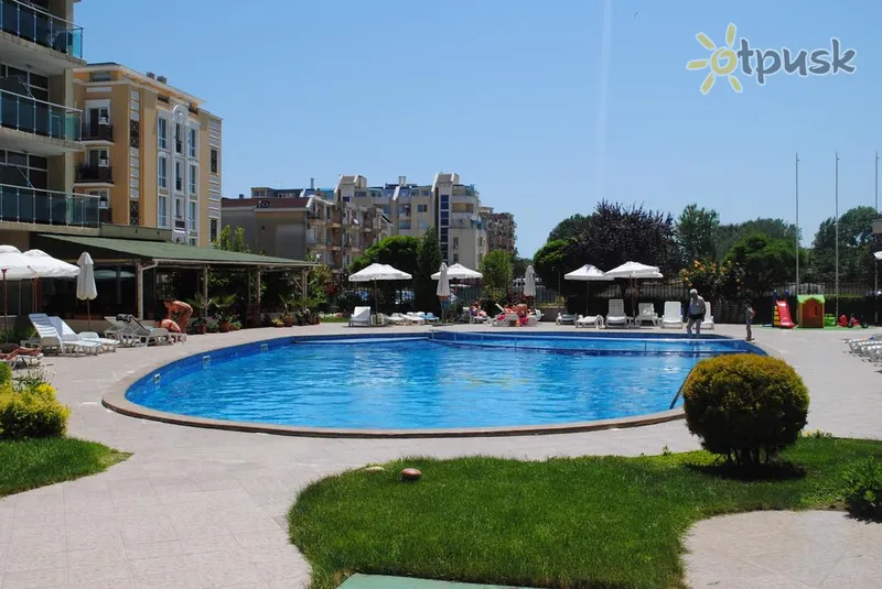 Фото отеля Julia Family Apartments 3* Сонячний берег Болгарія екстер'єр та басейни