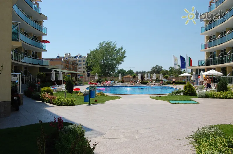 Фото отеля Julia Family Apartments 3* Сонячний берег Болгарія екстер'єр та басейни