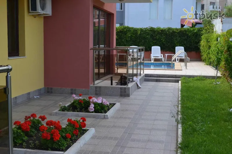 Фото отеля Lev House Apart 3* Равда Болгарія екстер'єр та басейни