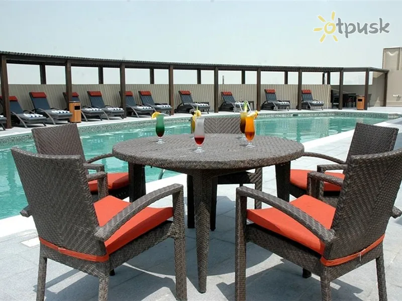 Фото отеля Lotus Grand Hotel Apartments 4* Dubajus JAE išorė ir baseinai