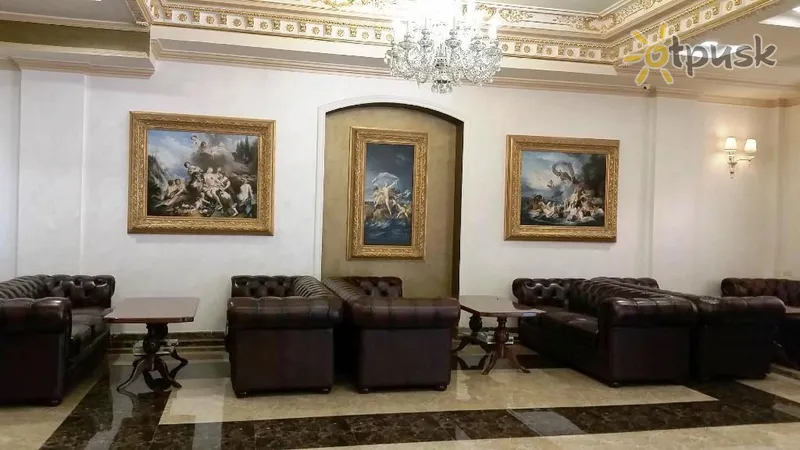 Фото отеля Royal Plaza Hotel 4* Jerevanas Armėnija fojė ir interjeras