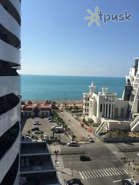 Фото отеля Orbi Residence 4* Batumis Gruzija papludimys