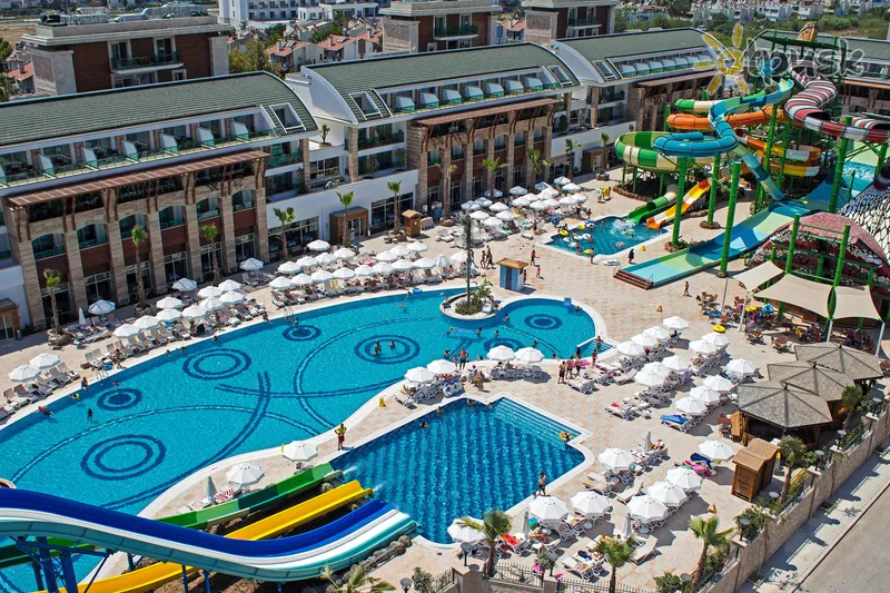 Фото отеля Crystal Waterworld Resort & Spa 5* Belek Turcija akvaparks, slidkalniņi