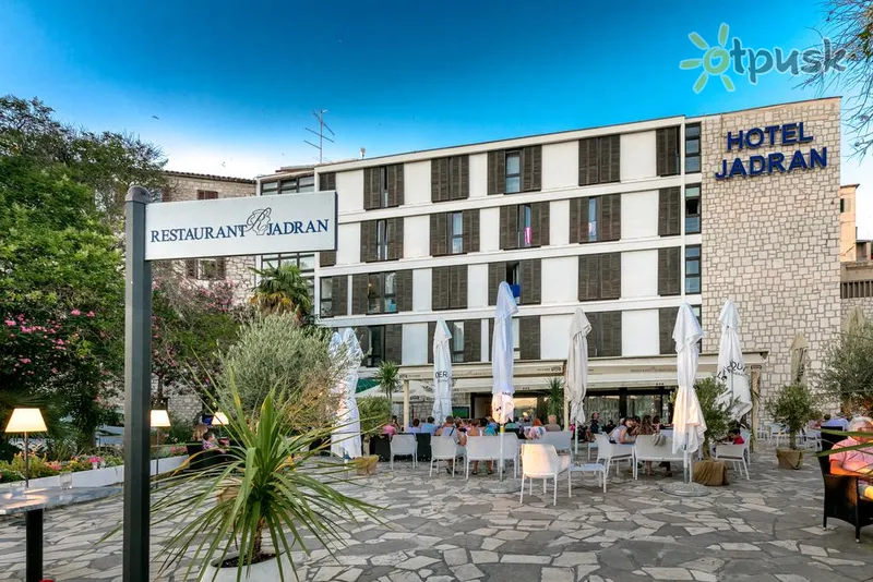 Фото отеля Jadran Hotel 3* Šibenikas Kroatija išorė ir baseinai