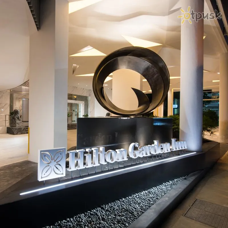 Фото отеля Hilton Garden Inn Singapore 4* Singapūras Singapūras fojė ir interjeras