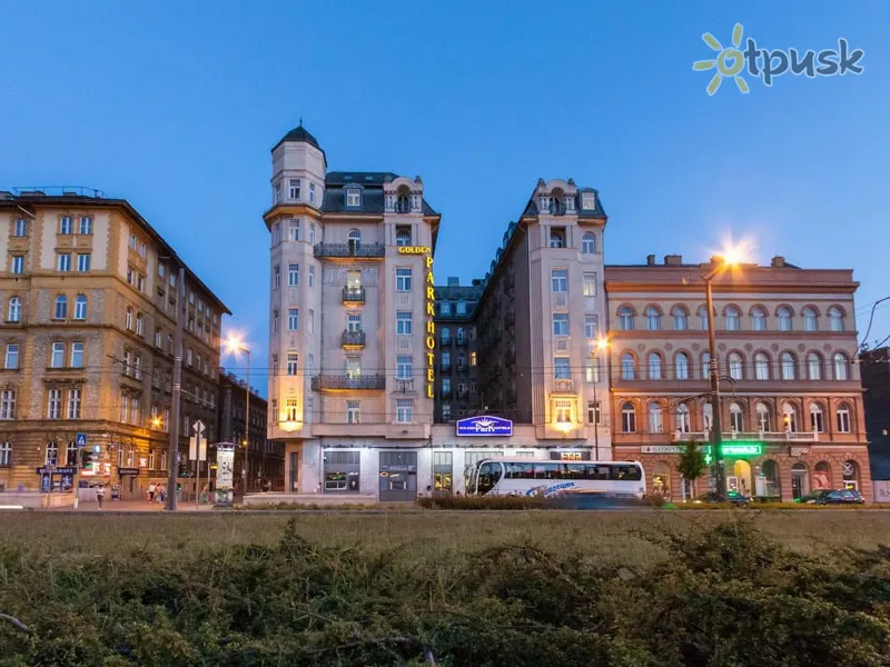 Фото отеля Novum Hotel Golden Park 4* Budapešta Ungārija ārpuse un baseini