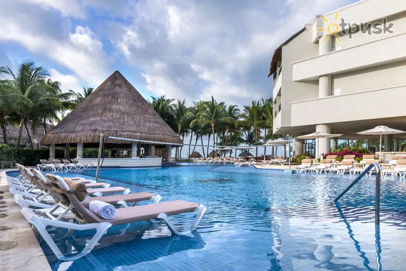Фото отеля Isla Mujeres Palace 5* Канкун Мексика екстер'єр та басейни