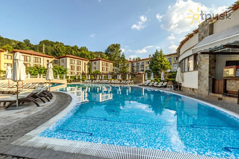 Фото отеля Pirin Apart 4* Sandanski Bulgarija išorė ir baseinai
