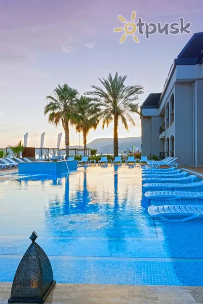 Фото отеля Alaaddin Beach Hotel 3* Алания Турция экстерьер и бассейны
