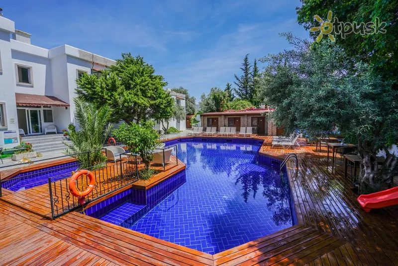 Фото отеля Costa Centro Hotel 3* Bodrumas Turkija išorė ir baseinai