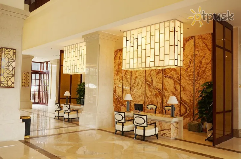 Фото отеля Tujia Somerset West Coast Haikou Serviced Residence 4* о. Хайнань Китай лобби и интерьер