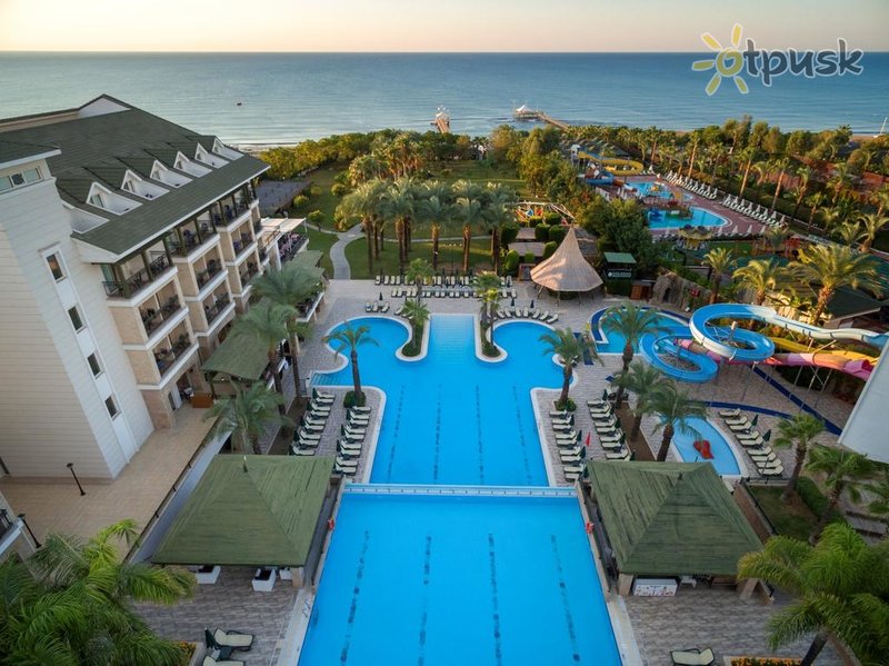 Фото отеля Alva Donna Beach Resort Comfort 5* Сиде Турция экстерьер и бассейны
