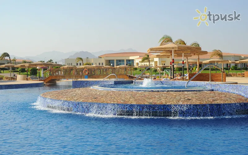 Фото отеля Maritim Jolie Ville Royal Peninsula Hotel & Resort 5* Шарм эль Шейх Египет экстерьер и бассейны