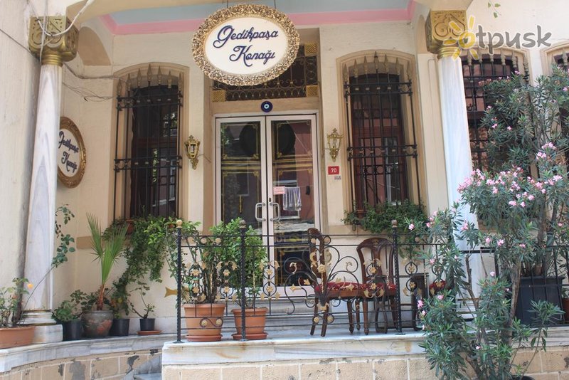 Фото отеля Gedik Pasa Konagi Hotel 3* Стамбул Турция экстерьер и бассейны