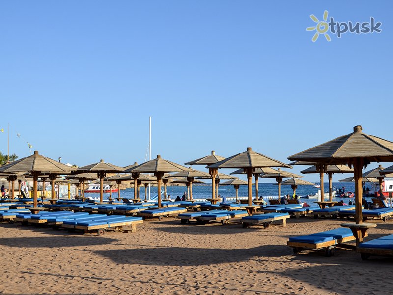 Фото отеля Naama Bay Promenade Mountain Resort 5* Шарм эль Шейх Египет пляж