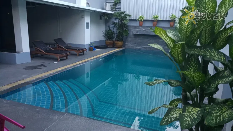 Фото отеля Happy Bou Jomtien 2* Паттайя Таїланд екстер'єр та басейни