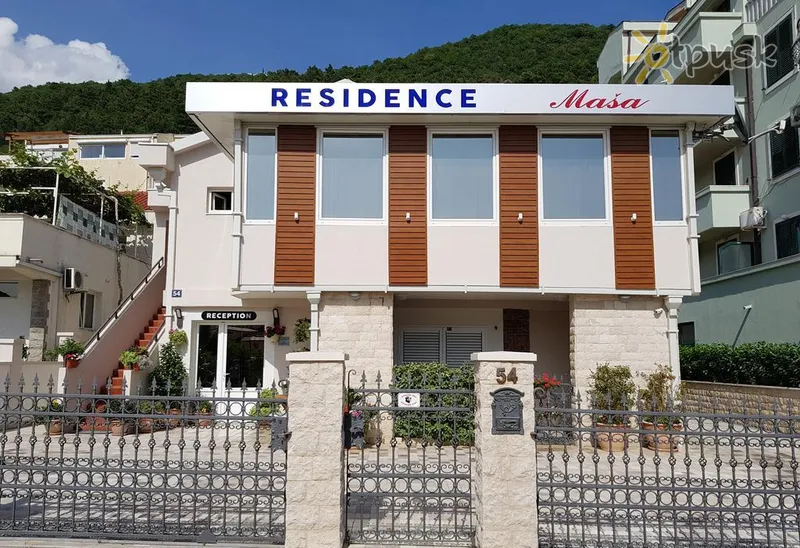 Фото отеля Masha Residence 3* Будва Чорногорія екстер'єр та басейни